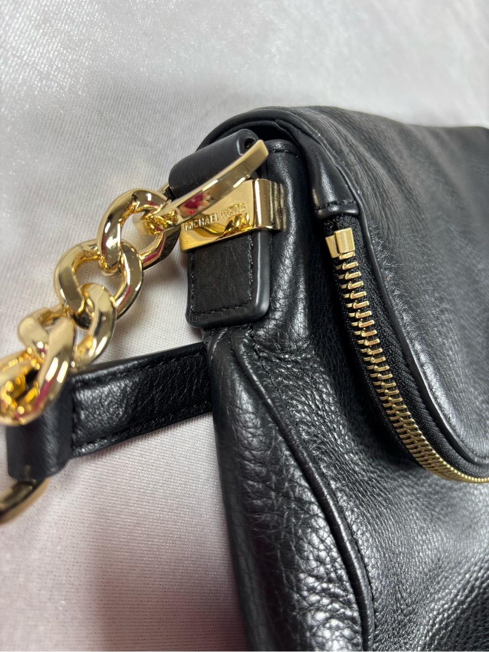Michael Kors Black Pebbled Leather Tassel Shoulder Bag Gold Chain Hobo Purse - Picture 12 of 14